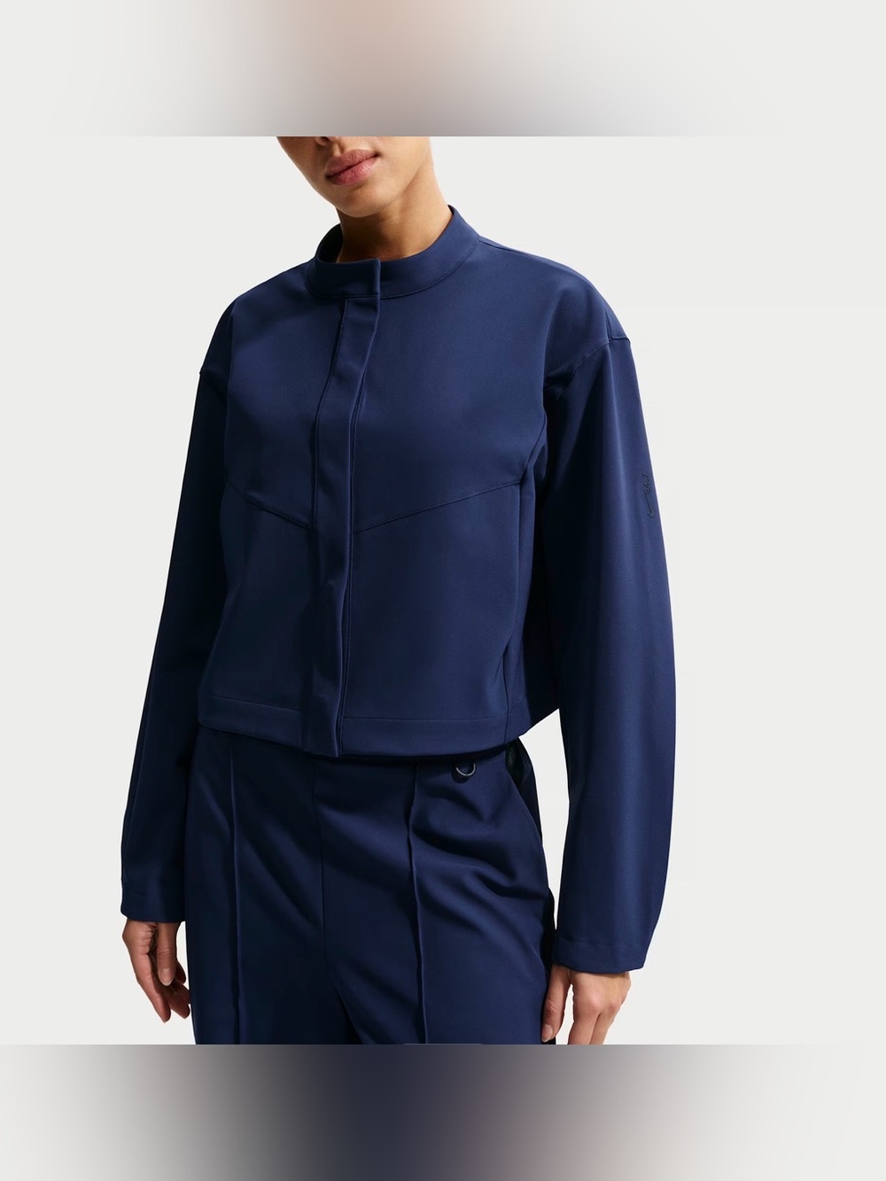 Nike 24.7 PerfectStretch
Women's Dri-FIT Loose-Fit Cropped Jacket M - Picture 2 of 14